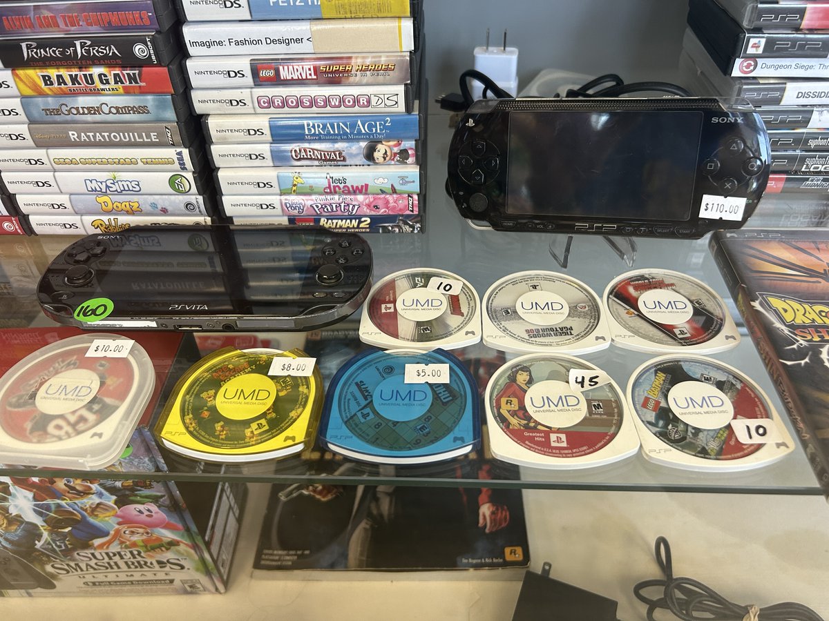 OneUpGamer's tweet photo. Do you pine for the golden age of #Sony handheld gaming? Snag yourself a #PSVita or a #PSP before they disappear!
#Sony #SonyHandHeld #Handheldgaming #UMD #videogames #gamer #retrogaming https://t.co/WfRcjNdMhb