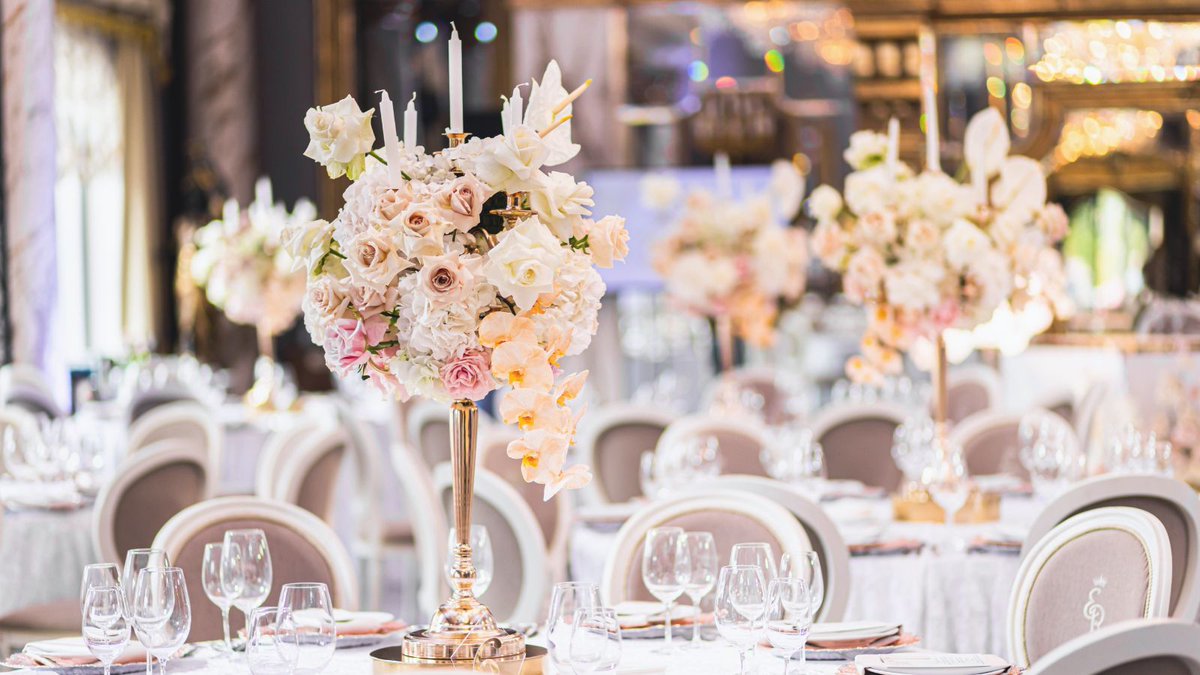 WeddingDates's tweet image. Married or Engaged Couples; We’d Love To Know: How many wedding venues did you enquire with before booking?

#ConversationStarter #WeddingsIreland #WeddingsUK #WeddingDates #WeddingIndustry #WeddingPlanning