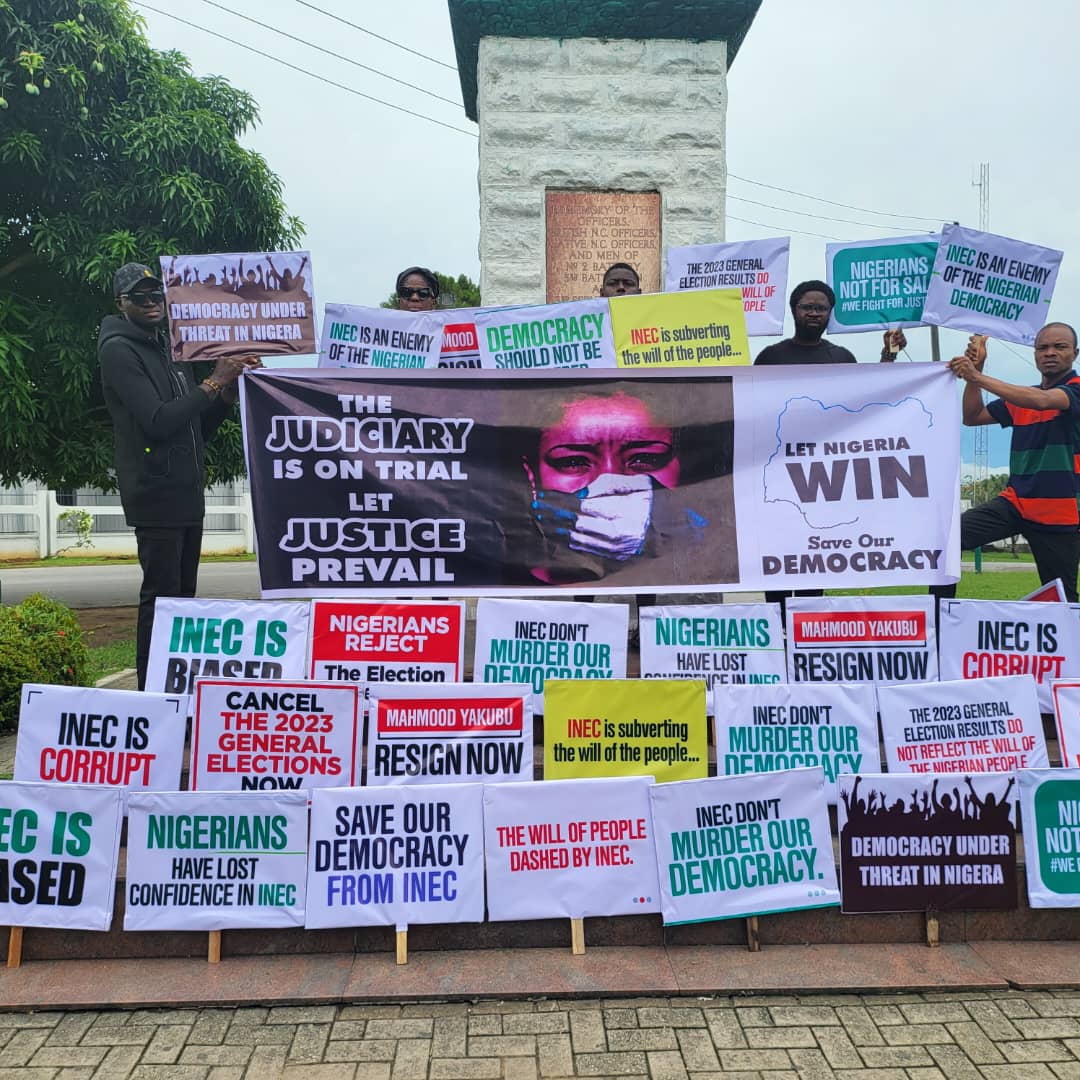akat_osowo's tweet photo. The peaceful protest to reclaim our elections mandate, kick started today at the millennium park in Calabar, the Cross River State capital. 11/4/2023. @a_little_god_ @PeterObiUSA @AnkaDede @meg_Ola_Essien @Odyboy @OsloCouncilman @Thescars92 @CNWAOKOBIAJNR @magnificdude https://t.co/jjq8AJTyRr
