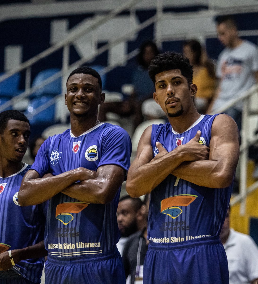 Sempre posturado! 💪🏾

📸 Dikran Sahagian
#NiteroiEsportes