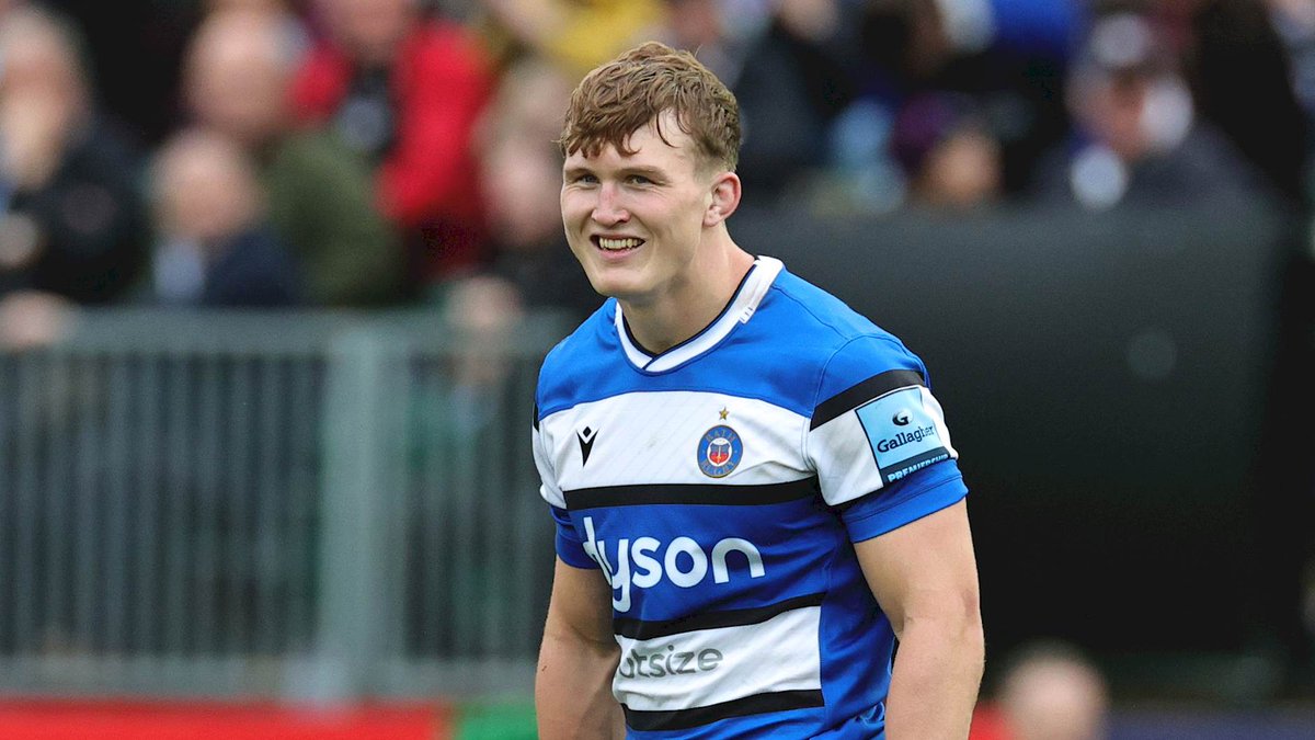 geoff20man's tweet photo. 🏉🎤📻 The Scrum 

6pm @BBCRB includes

🔵⚫️⚪️Live chat with @BathRugby Ted Hill 

🌹🌹🌹      Delany Burns from England camp

🎧🎙️🏉 Robin Tremlett on 1,000 @BroadplainRFC  appearances https://t.co/ZfRo4ETNBn