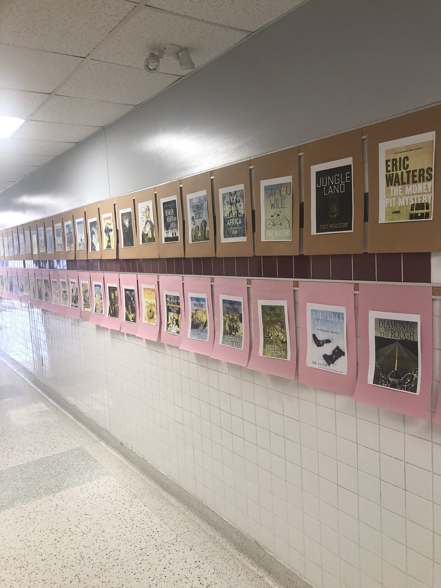 EricRWalters's tweet photo. I don’t even know where to start! Amazing multiple displays at my school today!  Thank you Highview ES students and staff https://t.co/IGePjBwcU2