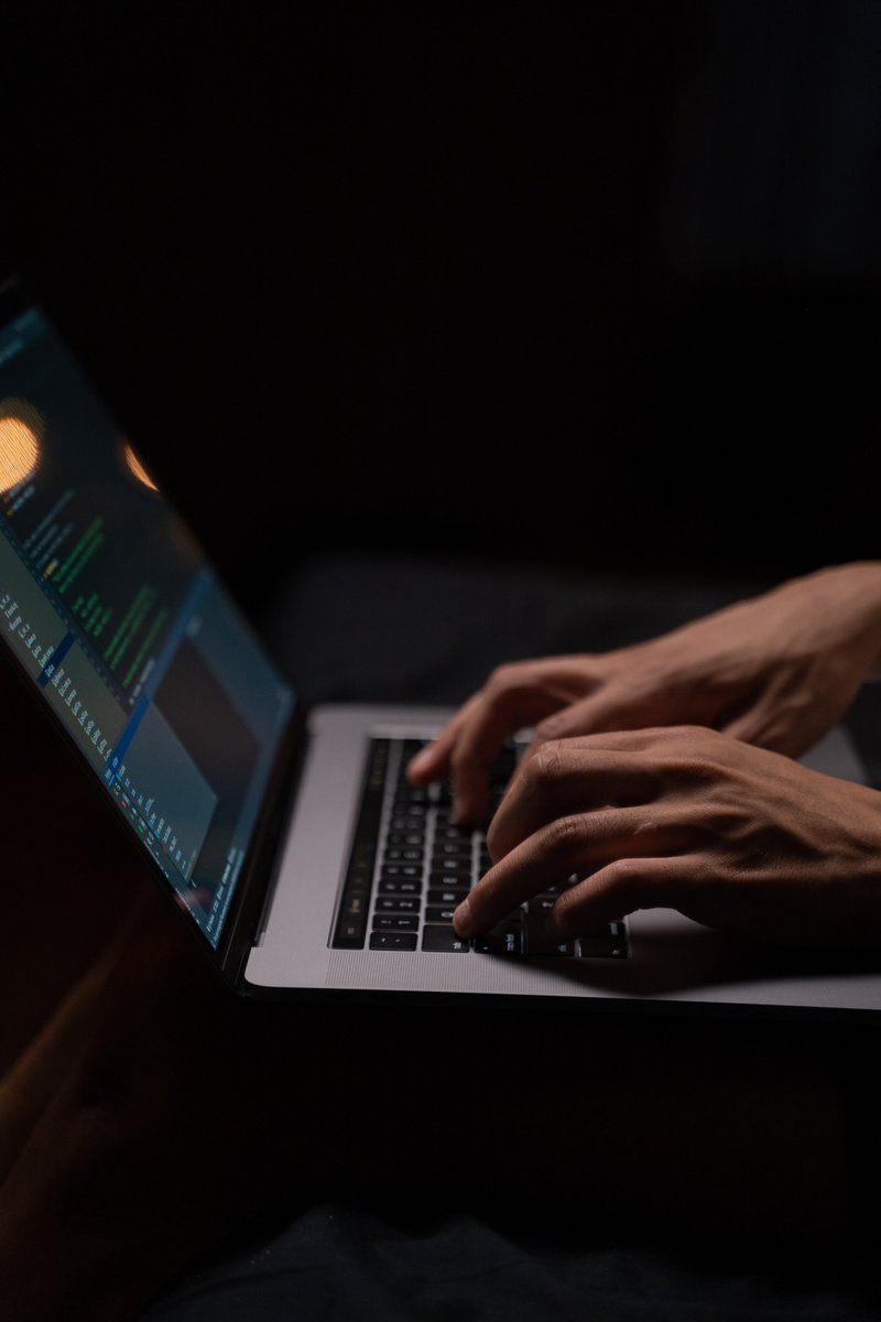 ramonjgonzalezp's tweet image. Comencemos con los conceptos básicos de Python. En primer lugar,  necesitaremos un entorno de desarrollo integrado (IDE) como PyCharm o  Jupyter Notebook. #AprenderPython #FundamentosDeProgramación  #pythonprogramming