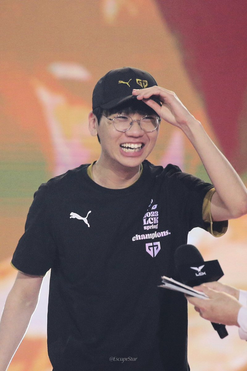 EscapeStar_'s tweet photo. 230409 LCK 스프링 결승

🍬🍬

#Doran #도란 https://t.co/sCuidOn7lo