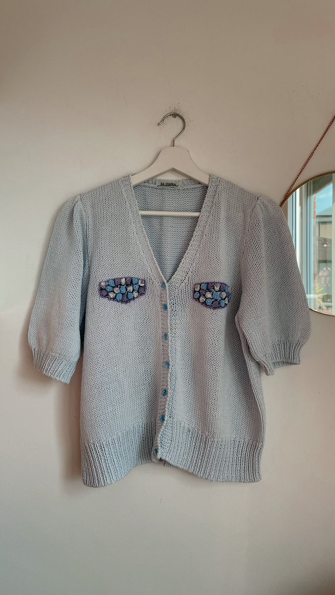 JD Different: nel mondo vintage di Jessica ✨Jessica è una “cacciatrice” di tesori moda del passato. Con una passione per la qualità e la ricerca di pezzi unici, recupera abbigliamento vintage e lo reinventa per renderlo contemporaneo. 👉
somewherefvg.it/jd-different/ #fvglive