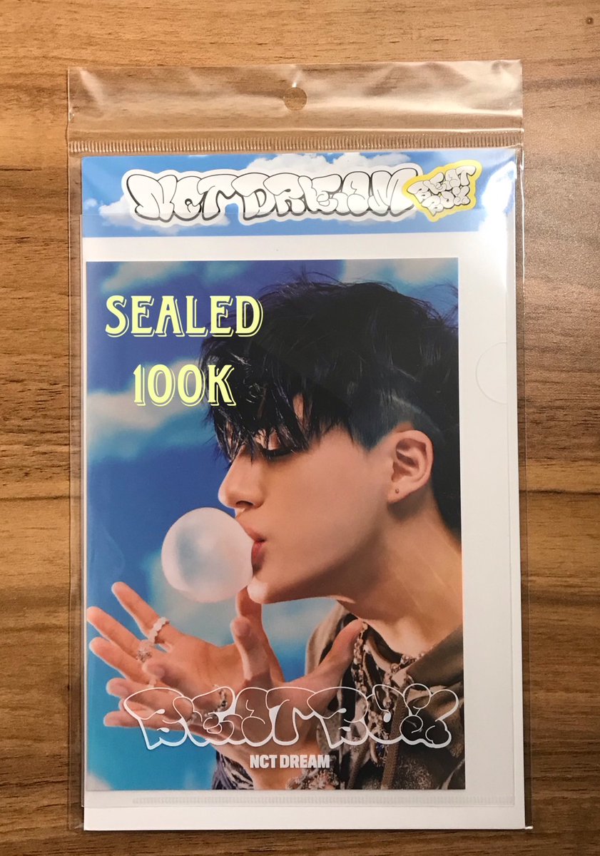 mooooomin___'s tweet photo. Want to sell! aab jeno
🏷️shopee available!
🏷️NEGOTIABLE
🏷️foreign buyer must have indonesian address
wts jeno dad lilin sanrio acrylic beatbox keyring sanrio tonjok dreaming universe holo we boom selimut we young candylab dad 1 2 #pasarnct #ตลาดนัดnct https://t.co/xl0aFYyQ6t