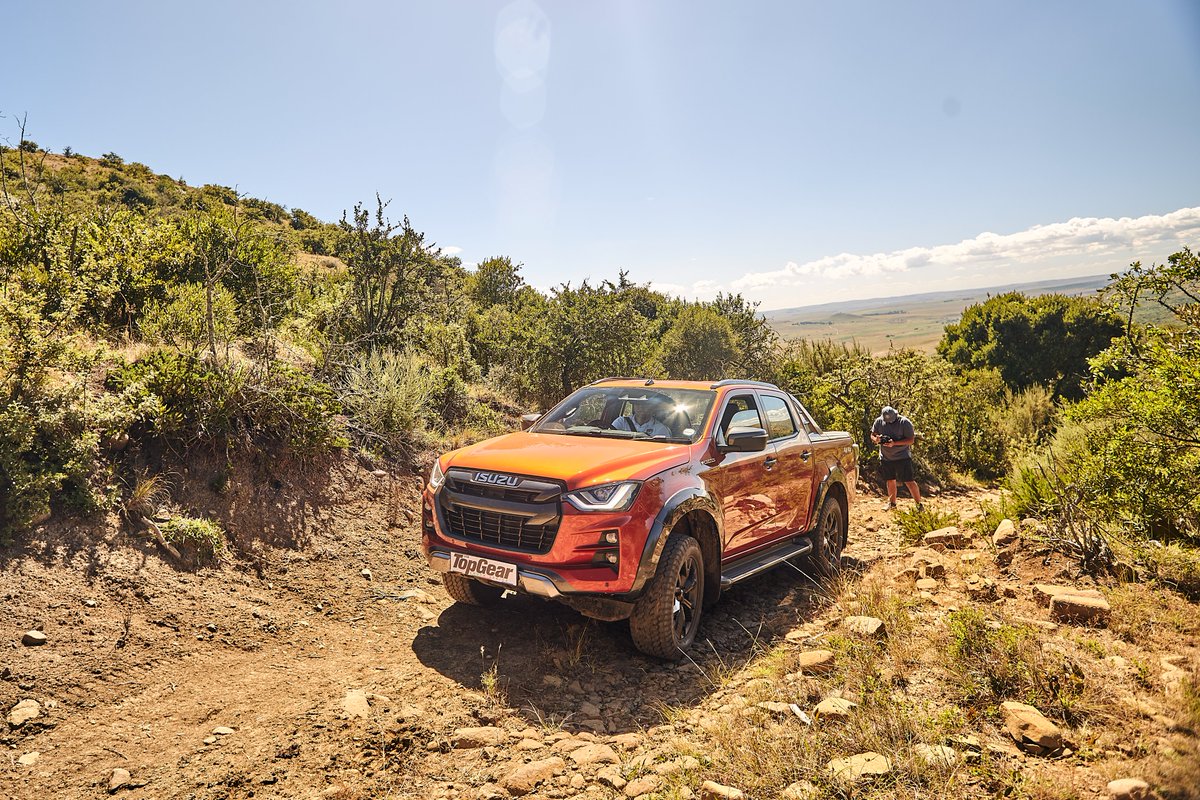 topgearmagsa's tweet photo. This is Day 1 of our #TGBakkieWars.
Consider this your formal invitation to #TopGearSA's Bakkie challenge of the year mega test. Be sure to keep an eye on our timeline for more updates from our adventure to 3 Provinces. #BakkieWars https://t.co/T5vqGbAjdN