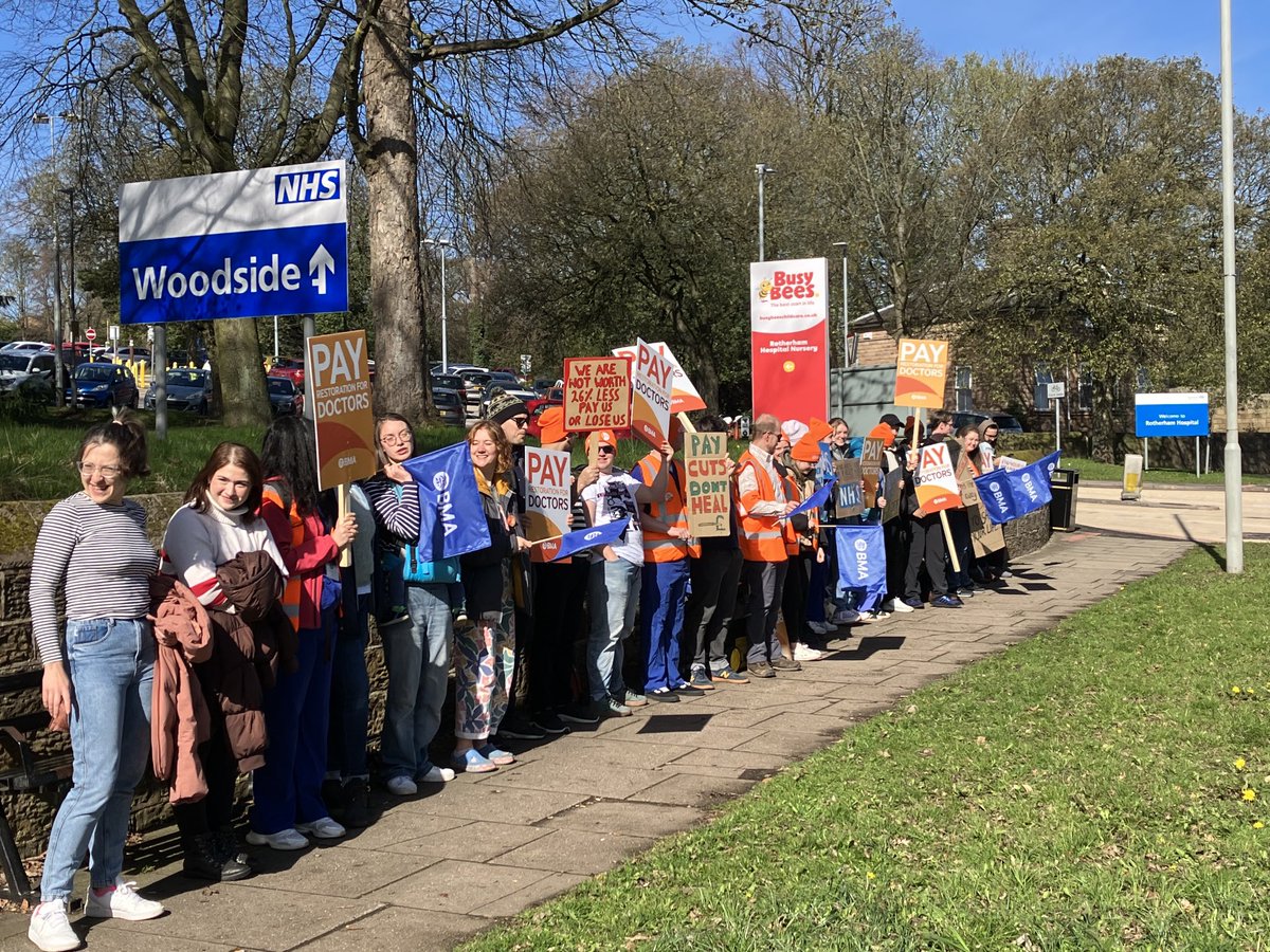 Martin Fisher (@martinfisheritv) on Twitter photo Junior doctors on the picket line outside Rotherham General Hospital. <a href="/itvcalendar/">ITV News Calendar</a> Junior doctors on the picket line outside Rotherham General Hospital. <a href="/itvcalendar/">ITV News Calendar</a>