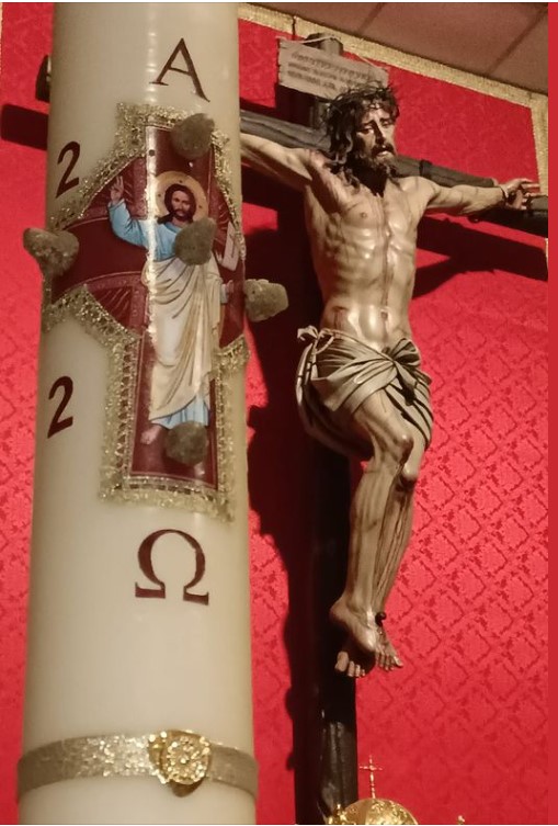 Murió y resucitó por nosotros
 
    ¡Viva Cristo Rey de la Gloria!