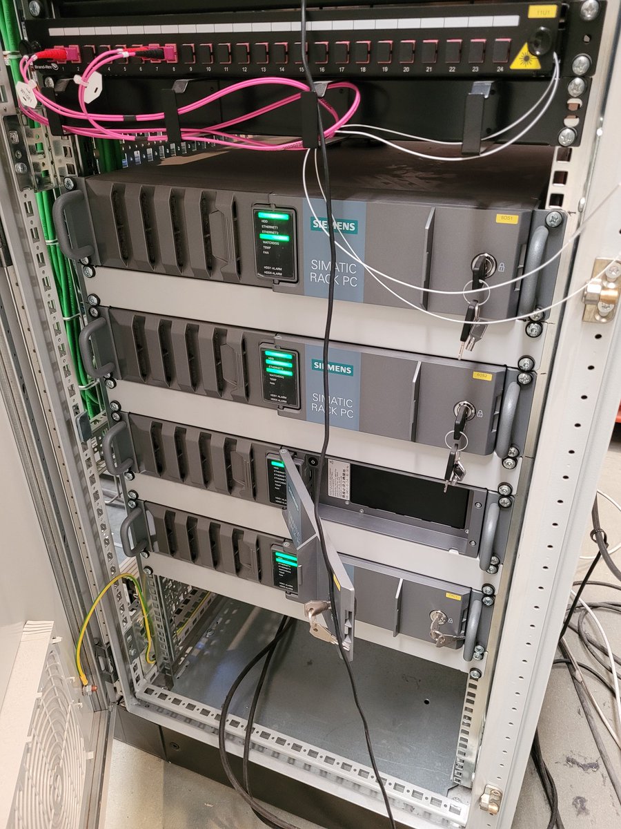 ReleProPLC's tweet image. Proyecto con Simatic Racks IPC y nueva periferia ET200SP HA de @siemens_ind Fiabilidad absoluta para las aplicaciones más exigentes y fácilmente ampliable.
