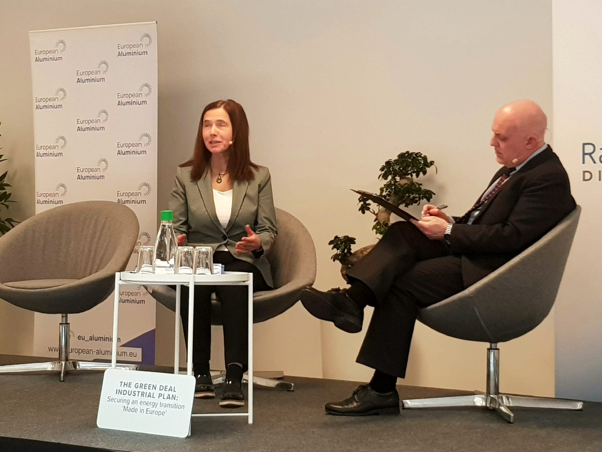 EU_Aluminium's tweet image. 🎙️@MaiveRute @EU_Growth on the #CRMAct 🇪🇺 self-sufficiency targets: By setting these targets, we are sending a strong signal that the EU is serious about achieving greater self-sufficiency and doing so pretty quickly.

The benchmarks are there to mobilise investments and assess…