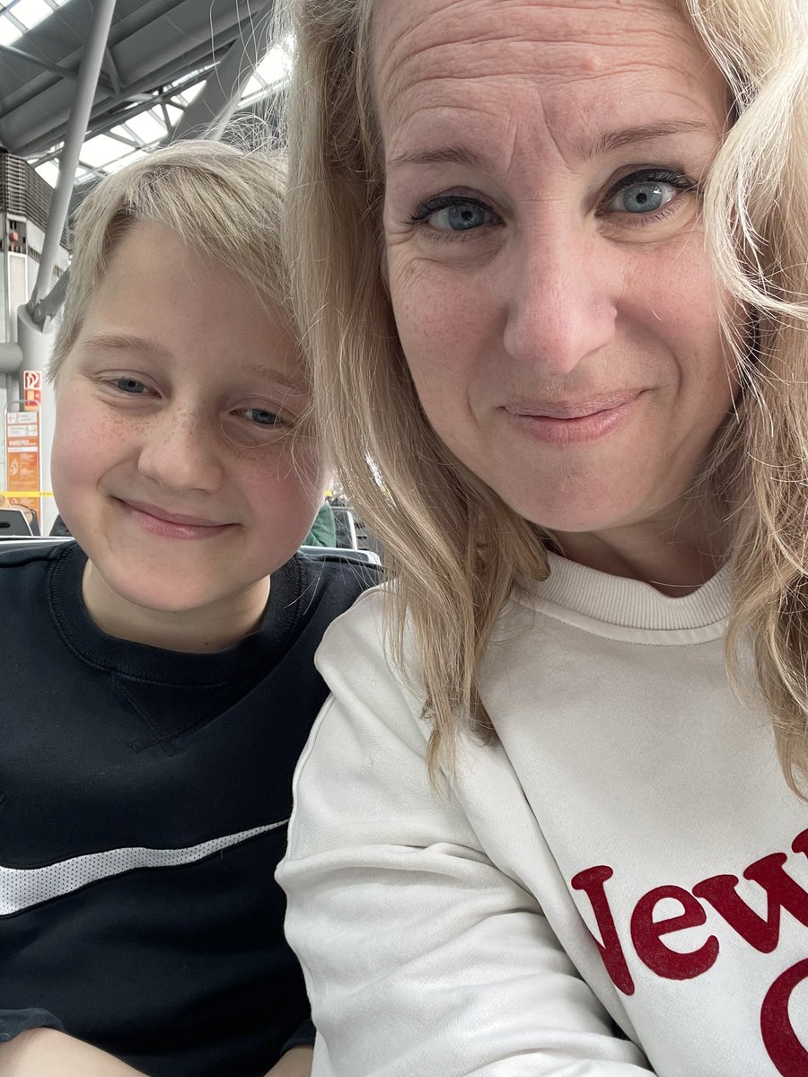 EigenwijzeTine's tweet photo. And we’re off 🛫 #wereoff #adventureawaits https://t.co/as5w4AgdOi