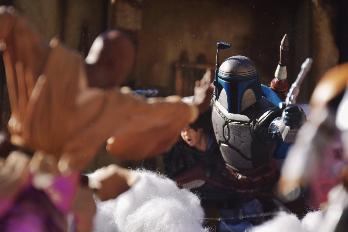 ReadFiveDesigns's tweet photo. Come at me
Mace Windu and Jango Fett Star Wars Unleashed line
#readfivestandingby 🚀
#hasbro #starwars #starwarsfigures #macewindu #jangofett #starwarsUnleashed #Unleashed #Unleashedfigures #attackoftheclones #theclonewars #clonewars #toyphotography https://t.co/aU3ZLdtxXy