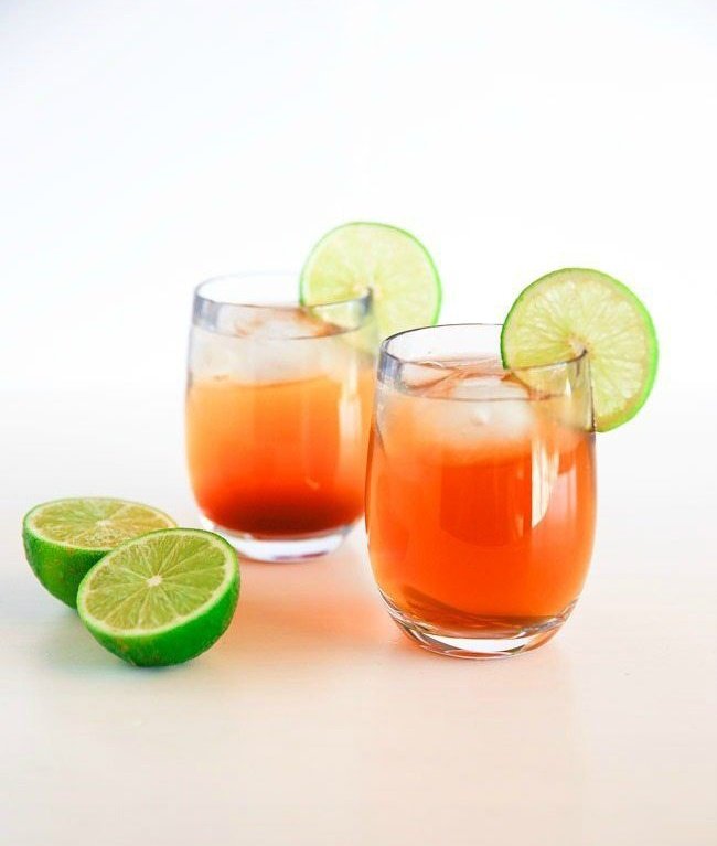 DianpuWY's tweet photo. ⠀
⠀🍹 Beverages 🍹

1. Korean Plum Tea
2. Mocktail Rainbow
3. Flamed Orange Latte
4. Hanrabong Juice
⠀ https://t.co/UOXfd94imF
