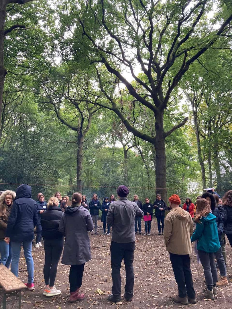 ‘Connecting with the rhythms and resilience of #Nature connects us with the rhythms and resilience within ourselves—vital for recovering from #Burnout'. 

Read 5 easy ways to make sure you’re getting your much-needed time in nature: bit.ly/3zd55w1