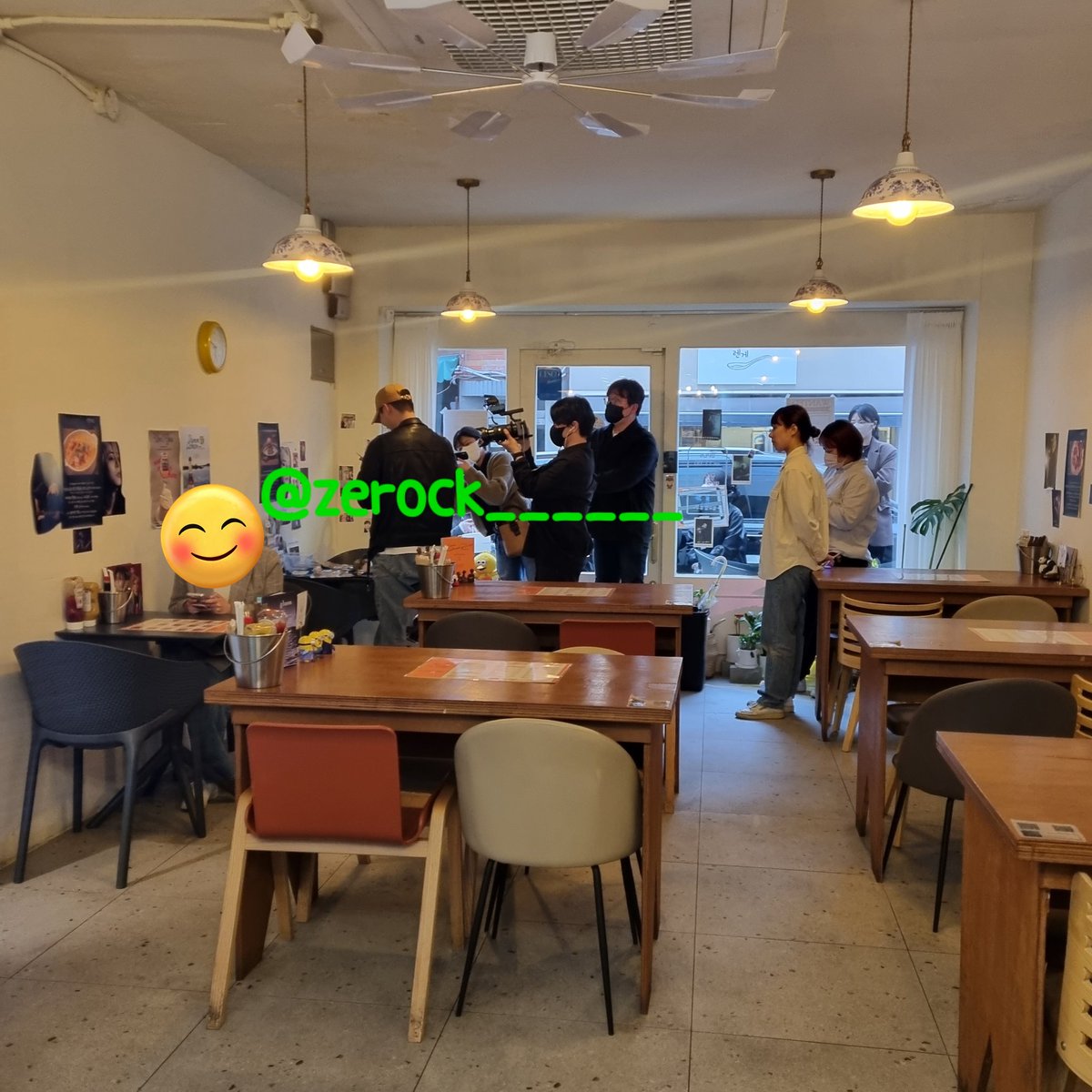 하.. 전역하자마자 밋앤그릿하고
전역하자마자 전역카페 도는 데이식스 형아들