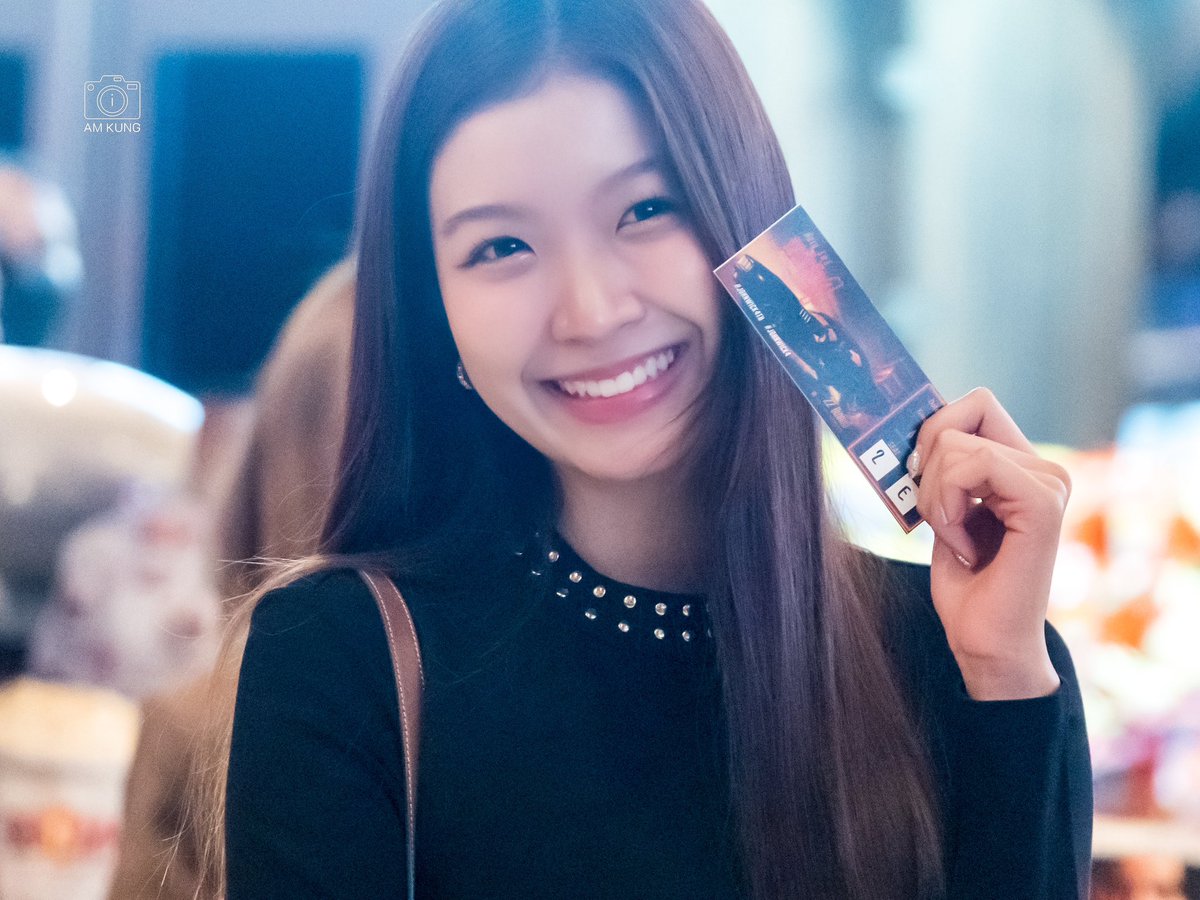 iAmKung48's tweet photo. สตางค์

🗓️ 2023-03-21 📍 Siam Paragon
#StangBNK48 #BNK48 #JohnWick4TH https://t.co/iCj2ZUamFz