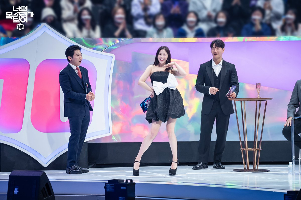 [#너목보10/스포일러②] 그동안 보지 못했던 별님의 립싱크, 댄스, 레전드 라이브까지! MC 효정과 함께 더 특별히!ㅣ내일 [수] 저녁 7시 본방사수📺✨

#김종국 #유세윤 #오마이걸 #효정 #김호중  #박명수 #김상혁 #황치열 #조나단 #트루디 #하이키 #리이나 #휘서 #티에이엔 #창선 #재준 #태훈