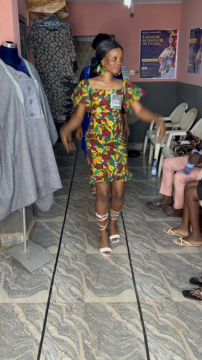 able_school's tweet photo. The Fashion &amp; Business Network was a success.
Thanks to all the staffs, students and facilitators.
@segunfadairo @InsideOsogbo @Osogbostories #fashionblogger #business #fashionshow 
#fashionschoolinosogbo https://t.co/BGIrl4i0jm