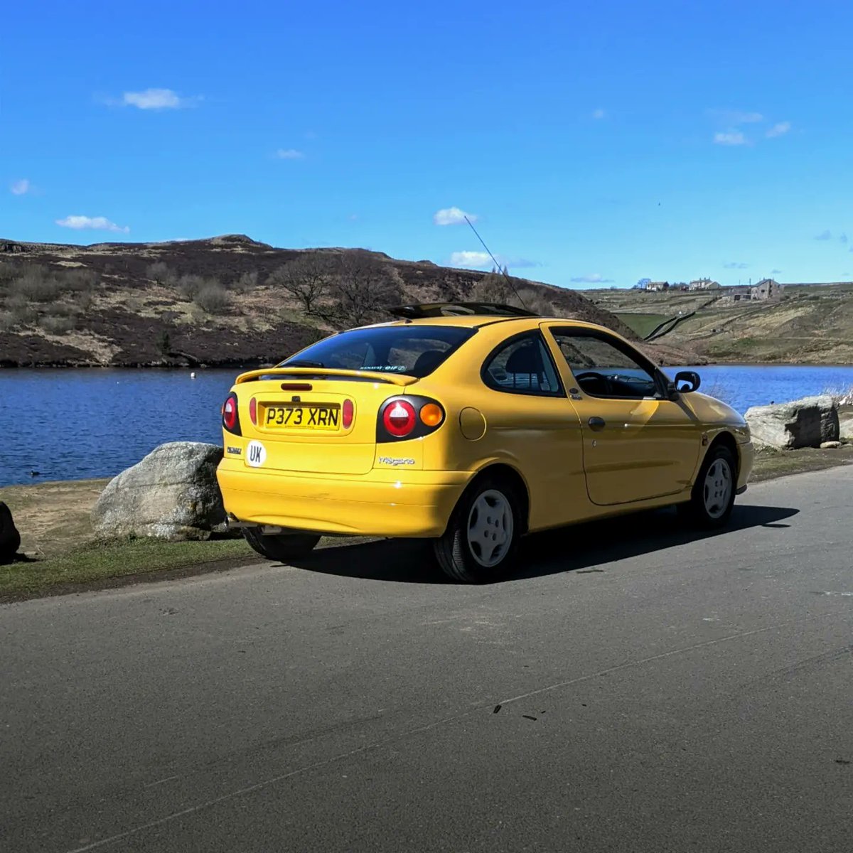 MarkOnMotoring's tweet photo. Easter weekend is now just a memory but I certainly had a good Friday.
#meganecoupe #retrorenault #youngtimer #weirdcartwitter #peakdistrict #woodheadpass #Renault #renaultsport #builttobedriven #vilvoorderenault #vilvoordemegane https://t.co/E4ng0HY0bv