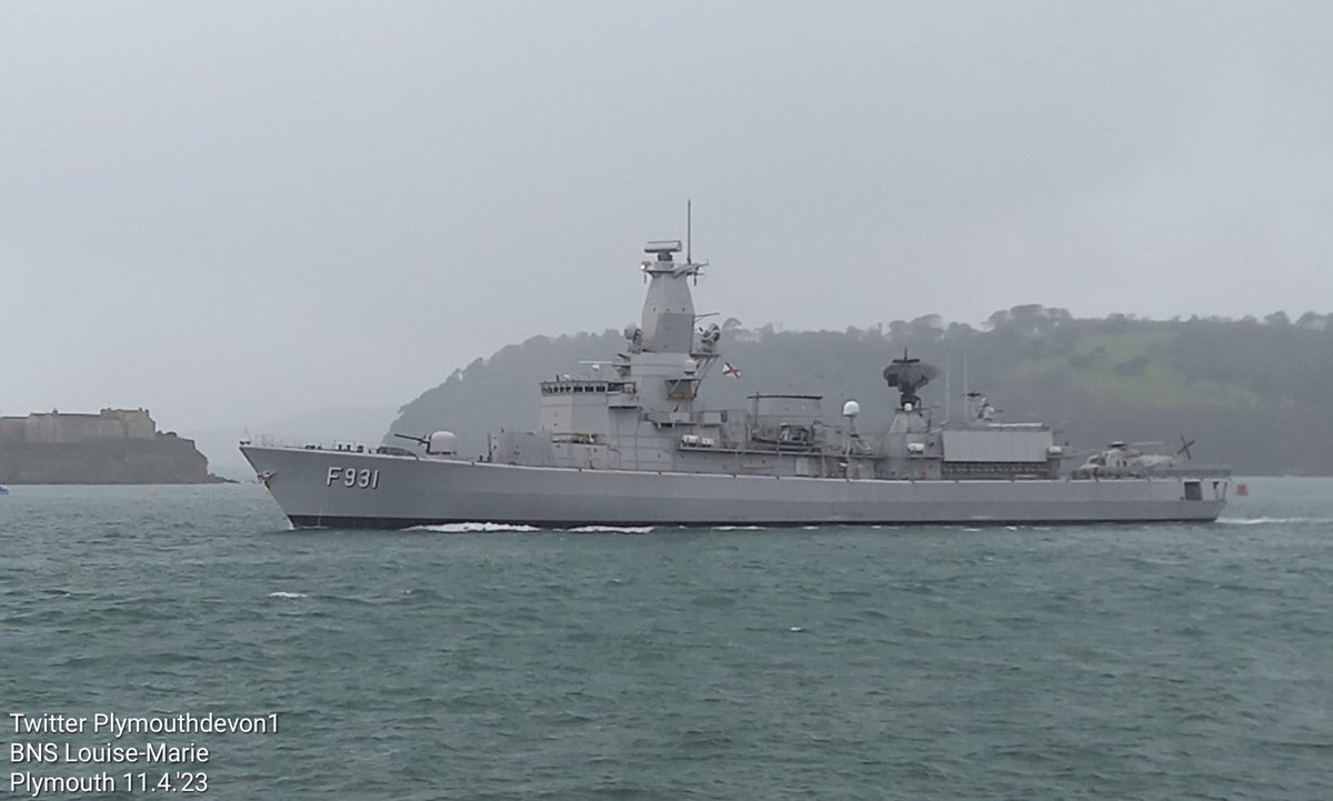 PlymouthDevon1's tweet image. 🇧🇪 Belgian frigate BNS Louise-Marie (F931), blending into the grey conditions, passing Drake&apos;s Island, outbound from Devonport Plymouth this morning #Devonport #BNSLouiseMarie #Warship #F931 @TheBelgianNavy #Warships #Plymouth #LouiseMarie #Belgium #BritainsOceanCity #BelgiumNavy