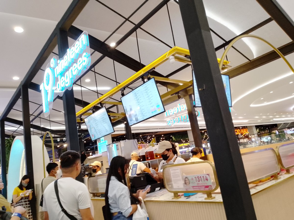 HARUTONATIONS_'s tweet photo. #HARUTOWORLD Cansleeve Event
Venue: Nineteen Degrees, 3rd Level MOA Food Hall (SM MOA Pasay City)
Time: 11am to 3pm
Day: April 14 & 15, 2023
(How to get there? Go to SM Mall of Asia Main Mall (nearest entrance to the venue is near at Tim Ho Hwan, go to L3 & u will see 19°) https://t.co/56ZnDJh6Fb