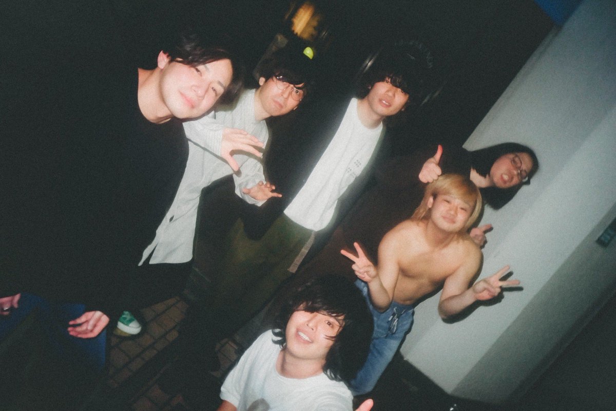 sancrib_band's tweet photo. 🌊Thank you🌊

2023.4.9(Sun)

@ public space yojigen

" yellow valentine "

📸 @ryuta_eye_doM https://t.co/ffA7F0HuwQ