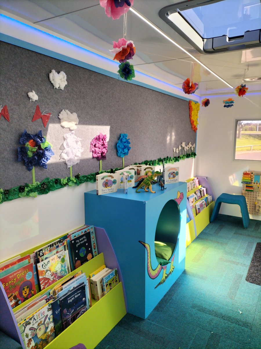 leedslibraries's tweet photo. Catch our Story Bus this week out and about in @LeedsParks 
Weds 12th April 11am-3pm at @TempleNewsam 
Thurs 13th April 11am-3pm at @KirkstallAbbey https://t.co/6BzNx209hr
