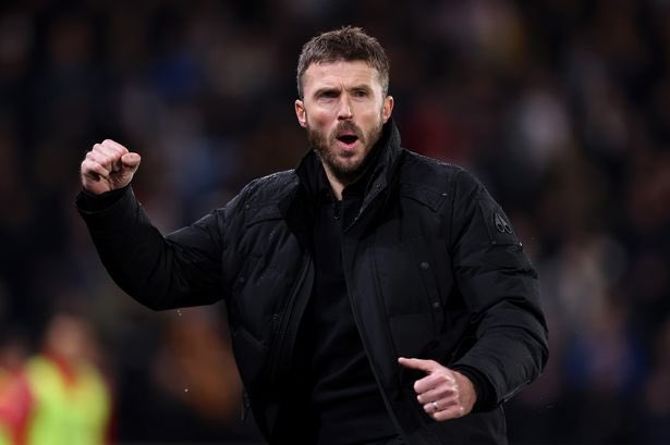 In 2021, Paul Ince criticised Solskjaer’s coaching staff, saying ‘he’s got Michael Carrick- no coaching experience’.

Earlier this season Carrick’s Middlesbrough beat Ince’s Reading 5-0 and now Paul Ince has been sacked while Carrick is making the playoffs.

Karma. 👀