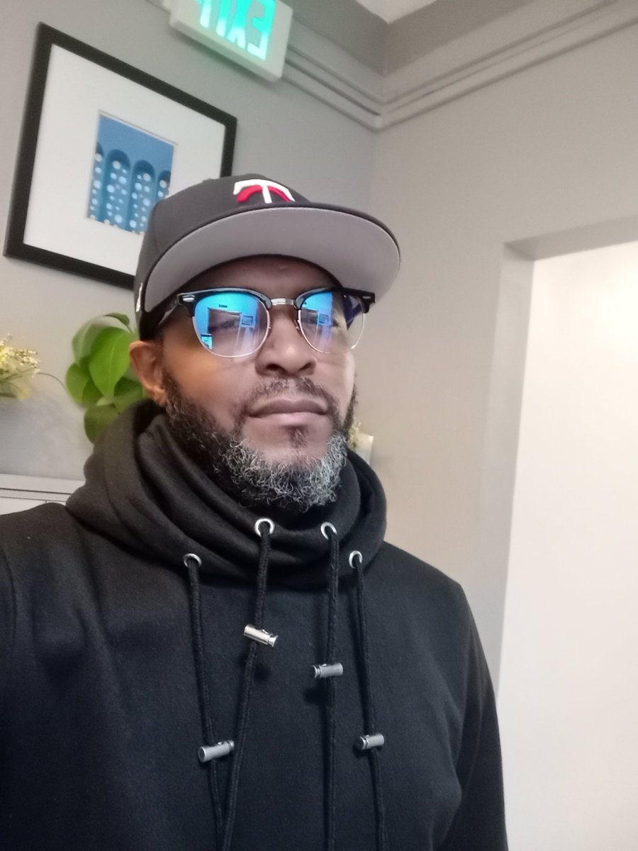 ceylon950's tweet photo. No matter what..i'm still gonna keep my foot on y'all ni66az necks...
#thatpressure https://t.co/UqvSJGOTxw