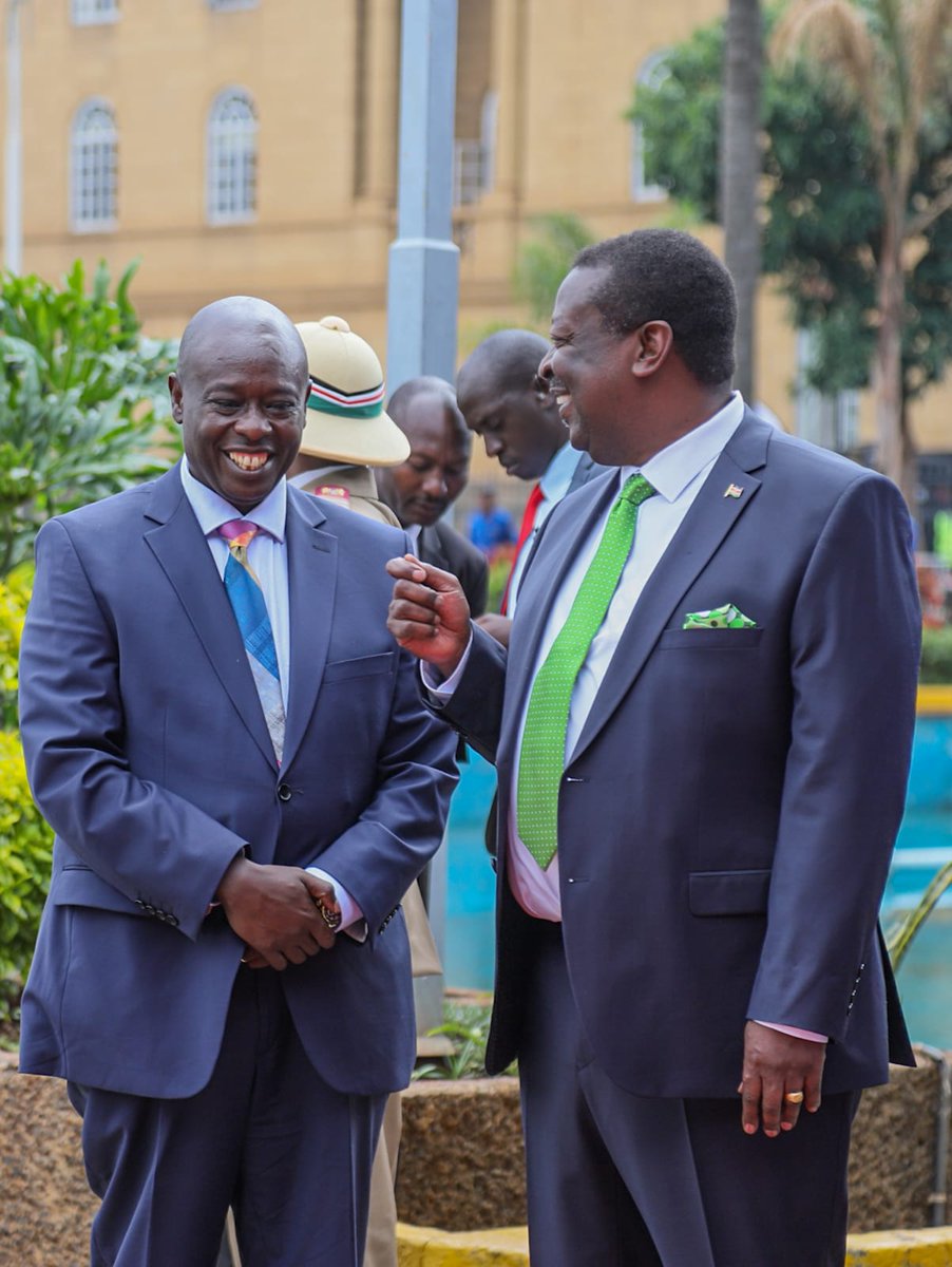 EmmaKE_100's tweet photo. "In order to fulfill the commitments made to our people, it is paramount that the whole public service honestly puts to practice the tried and time-tested results-based performance management tool."@MusaliaMudavadi
#PerformanceContractingKE. https://t.co/R1EKPdkXvc