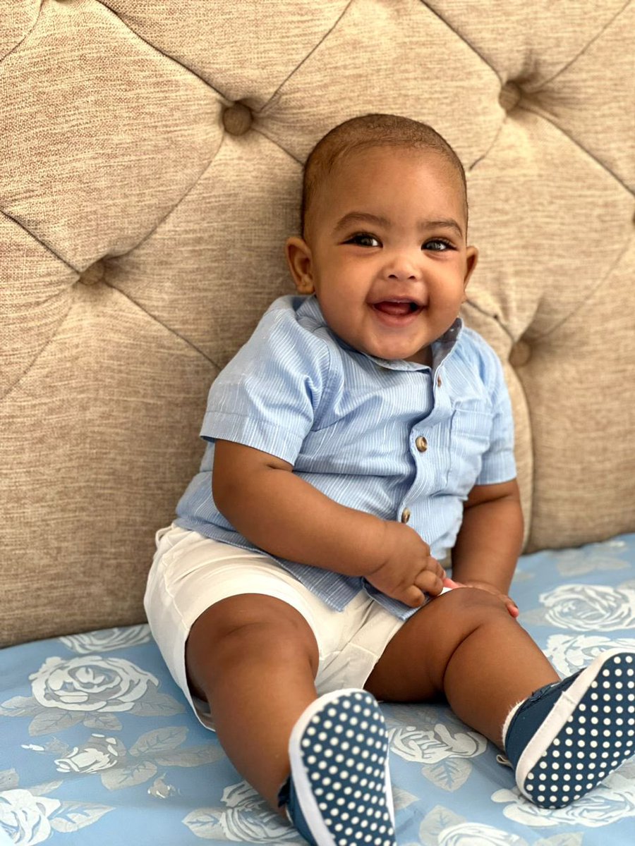 From the sad/angry/bitter/desperate orphan boy I was in 1994 (left), to the father of my own 3 Safari(s) : Feza, Kira&amp;Kami Safari. I am  #grateful . 
“They buried us, but they didn’t know we were seeds’’  #Twarashibutse #Kwibuka29 #TwibukeTwiyubaka29 #Ndiho