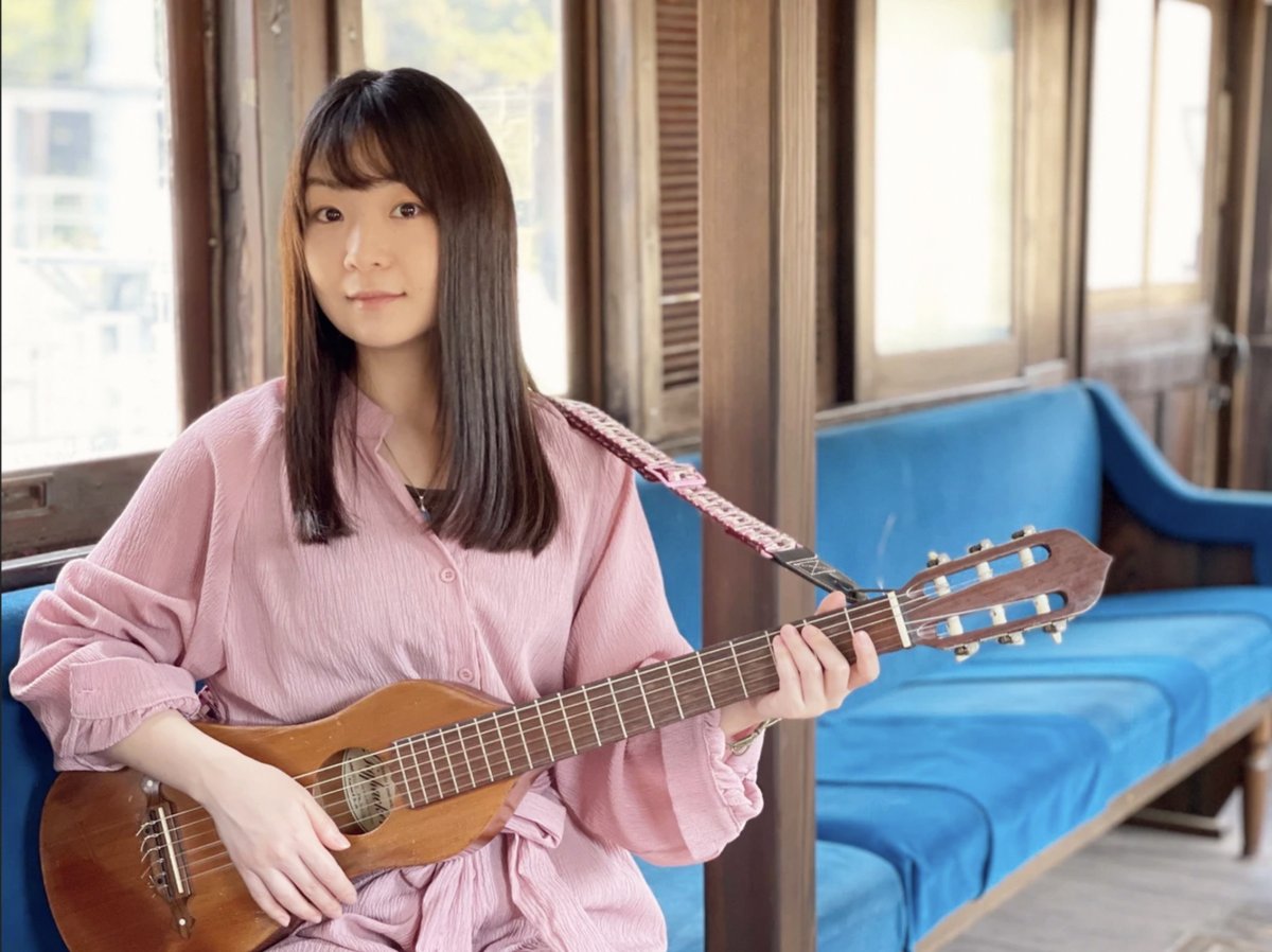 kamo_kankou's tweet photo. \\#第57回雪椿まつり からのお知らせ #11//
#初開催 の『#音楽と踊りの祭典🎵』
アーティストの #GOGHST さんや #ルゥ-Ruu- さん、パフォーマー #Roots の皆さんも出演‼️
#加茂市PR大使 に就任される #西村元貴 さんも登場⁉️
開演🕙10:00
会場🕋市民体育館
#加茂市 #お出かけ https://t.co/rQMzIgd3h8
