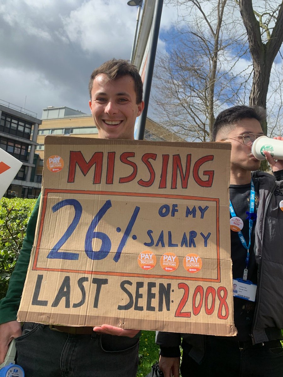 keepnhspublic's tweet photo. The state of #NHS  staff pay is a disgrace

And has resulted in 130,000 NHS staff vacancies.

We support #PayRestoration for all NHS staff. https://t.co/8l241cEjZd