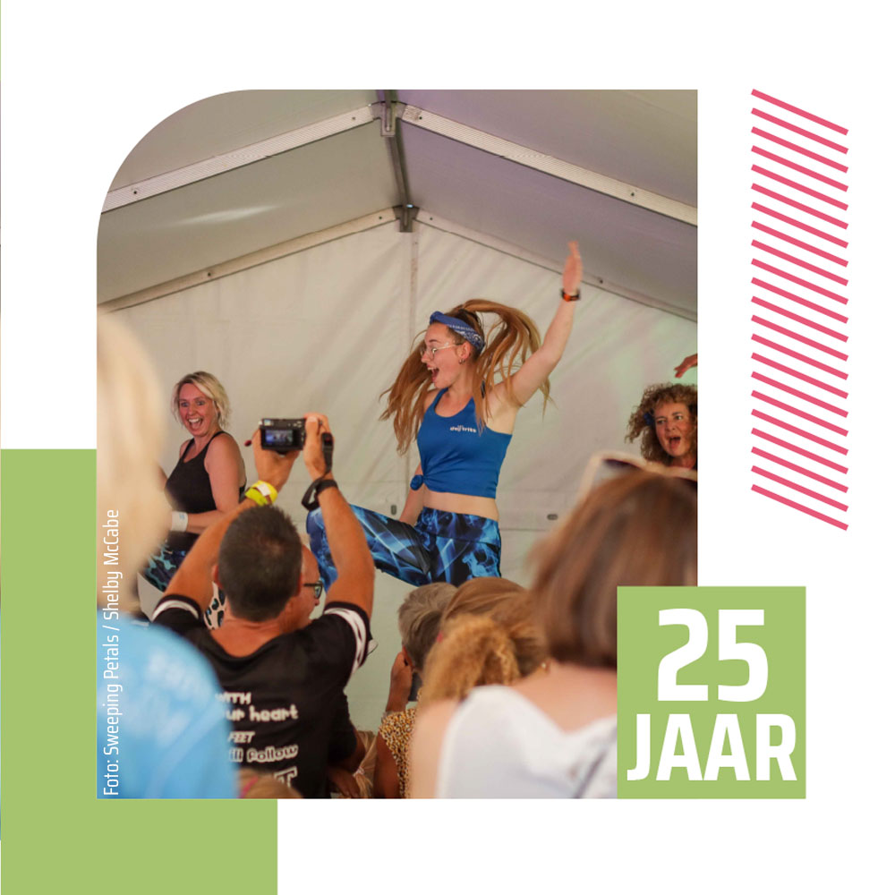 cfbaarn's tweet photo. Heb jij je al aangemeld voor onze jubileum editie? Dit bestaat Cultureel Festival Baarn 25 jaar en dus wordt het extra groot feest! Wil jij meedoen? Meld je voor 1 mei aan via https://t.co/PyBZTzBPNn #baarn #vorstelijkbaarn #CFB https://t.co/aRWtlBMGbR