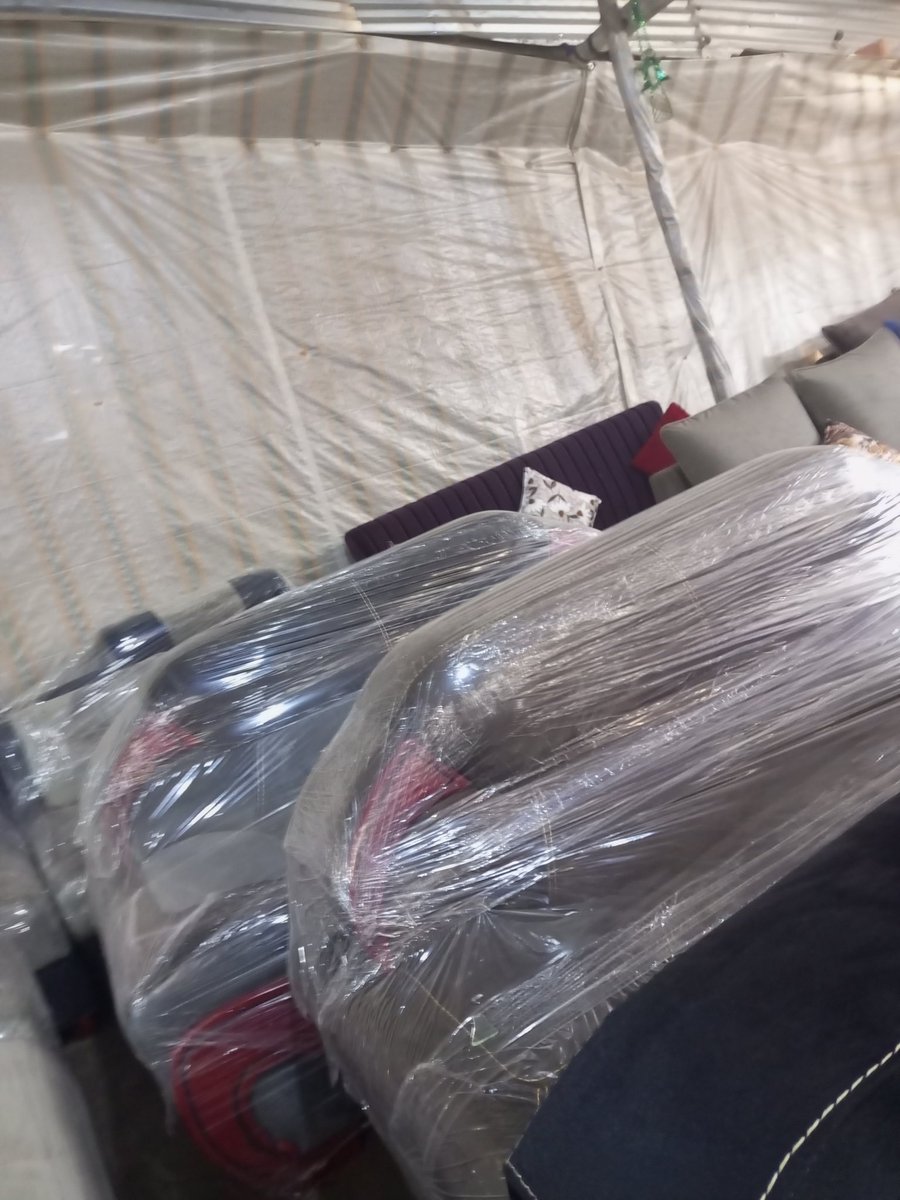 MartinSempero's tweet photo. please Kindly whatsapp mr martin on  0759279317 for special Assistance and Deliveries thank you so much https://t.co/PgVMSdVS19