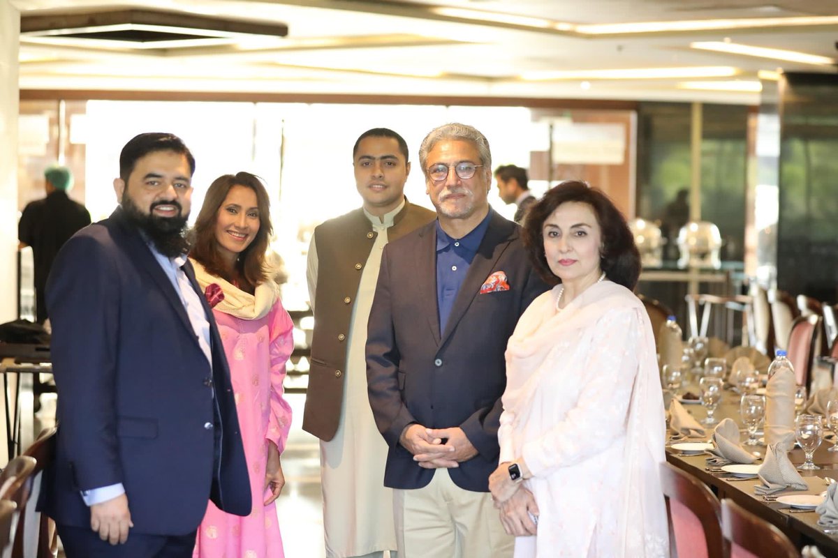 USKT_1's tweet photo. Lahore, Punjab - Mr. Faisal Manzoor (Chairman, Board of Governors, University of Sialkot) and Mr. Muhammad Rehan Younas (President, IISAT University Gujranwala) hosted a Grand Iftar Dinner in the honor of all academic leaders including the Owners, Rectors, and Vice Chancellors + https://t.co/7qUlzgVOeP