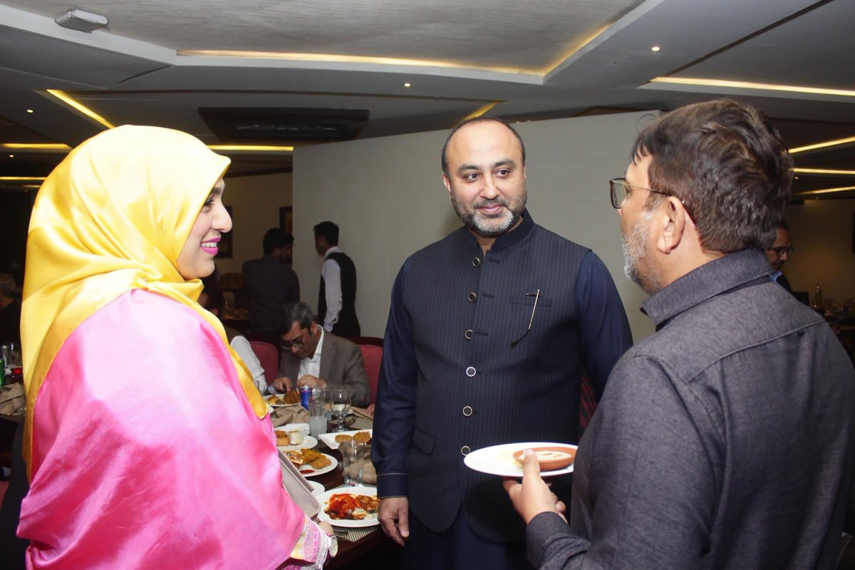 USKT_1's tweet photo. Lahore, Punjab - Mr. Faisal Manzoor (Chairman, Board of Governors, University of Sialkot) and Mr. Muhammad Rehan Younas (President, IISAT University Gujranwala) hosted a Grand Iftar Dinner in the honor of all academic leaders including the Owners, Rectors, and Vice Chancellors + https://t.co/7qUlzgVOeP