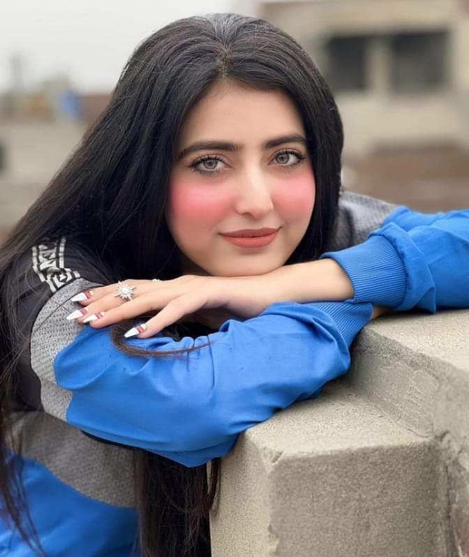 Areeba_official's tweet photo. 💞محبت میں انائیں کیسی،،
تم کہو تو تمہارے قدموں میں بیٹھ جاؤں۔۔۔؟

#Twitterpicture #Trending #picture https://t.co/mn1a2rUYqU