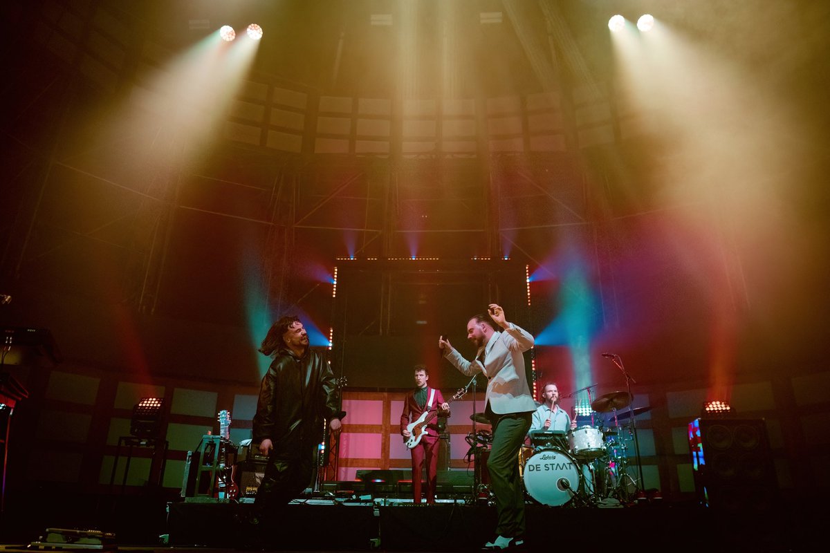 We had a blast at <a href="/Paaspop/">Paaspop</a> 🔥 Great start of the festival season. 

📷 <a href="/shamrockraver/">Livia Văduva</a>