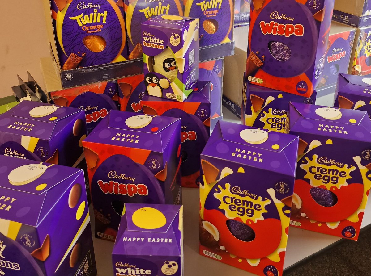 A huge thank you to all who attended our Easter Eggstravaganzer yesterday in the Jubilee Hall. The weather prevented the fair from setting up on the park but there was plenty of activities in the Jubilee Hall for the children to enjoy.