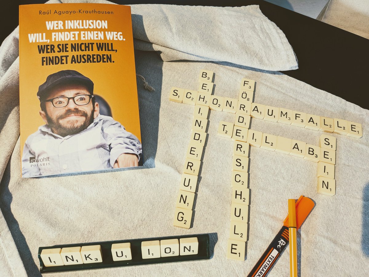 Ich habe das Buch "Wer #Inklusion will, findet einen Weg. Wer sie nicht will, findet Ausreden." von <a href="/raulde/">Raul Krauthausen</a> <a href="/rowohlt/">Rowohlt Verlag</a> nun gelesen und kann es dem #twlz nur wärmstens empfehlen.
Kurze Rezension und 5 Kernthesen mit Folgen &amp; Folgerungen für das deutsche Schulsystem - ein Thread 🧵: