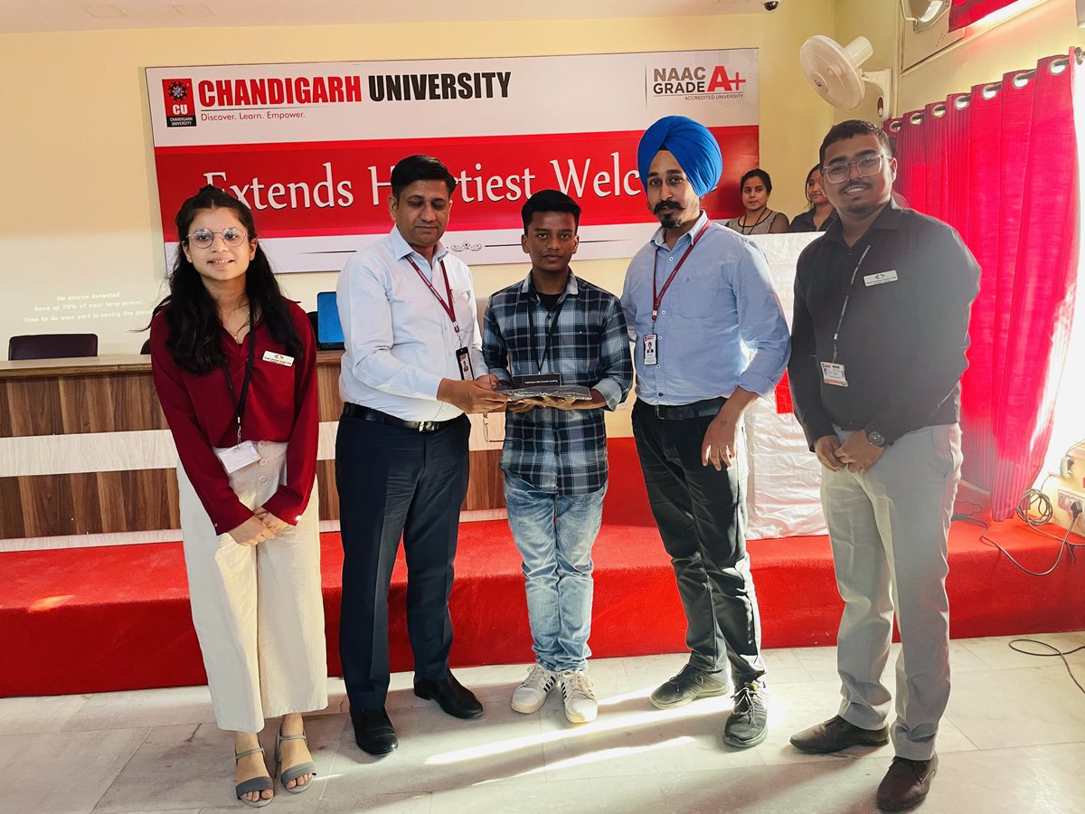 gdg_cu's tweet photo. Google Developer Student Clubs never fail to amaze students from their training , As you might know that we have organized Web Development Bootcamp 2023 at Chandigarh University and we have trained around 200+ Students to develop websites on their own . https://t.co/ZaTQVX4D67