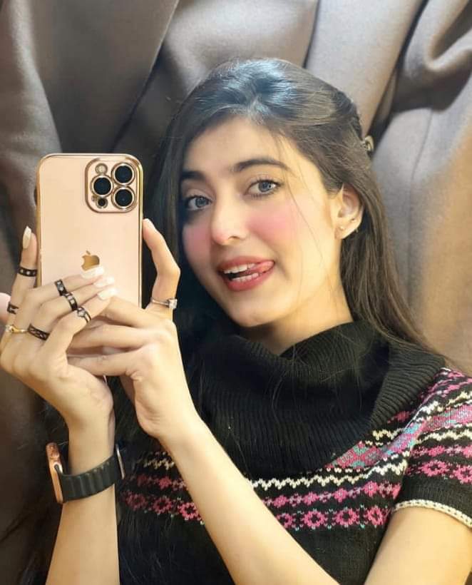 Areeba_official's tweet photo. تجھ سے بچھڑے تو کسی کو خبر تک نہ تھی
تیرا مڑ مڑ کے دیکھنا مجھے بدنام کر گیا 🥀

#مبارك_على_الرشيدى https://t.co/9qCSF27fLT