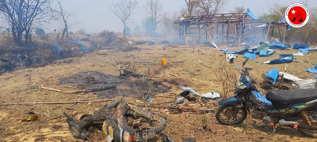 #BreakingNews 🇲🇲🥺

Today (11.4.2023),
At 8:11 a.m. Myanmar junta forces attacked a busy place of Pazigyi Village in Kanbalu Township by MI35 jet fighter.
Over 100 people were died in this attacking.Let's pray for Myanmar 
#SaveMyammar #democracy #peace #RejectMilitaryCoup