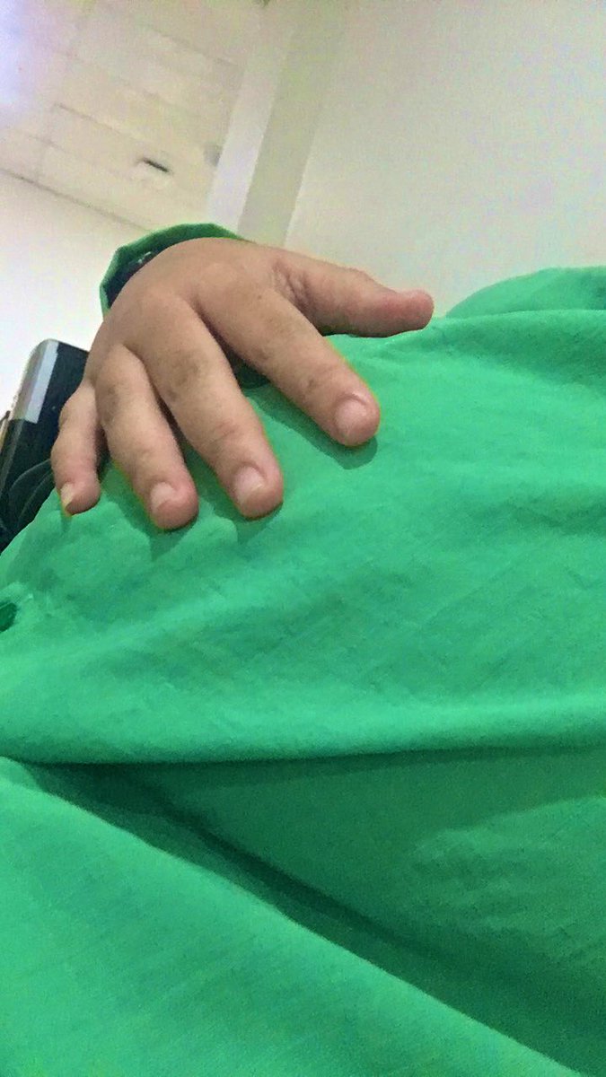 destriaaini's tweet photo. jenguk adek🤍 https://t.co/GVUXMywfRW