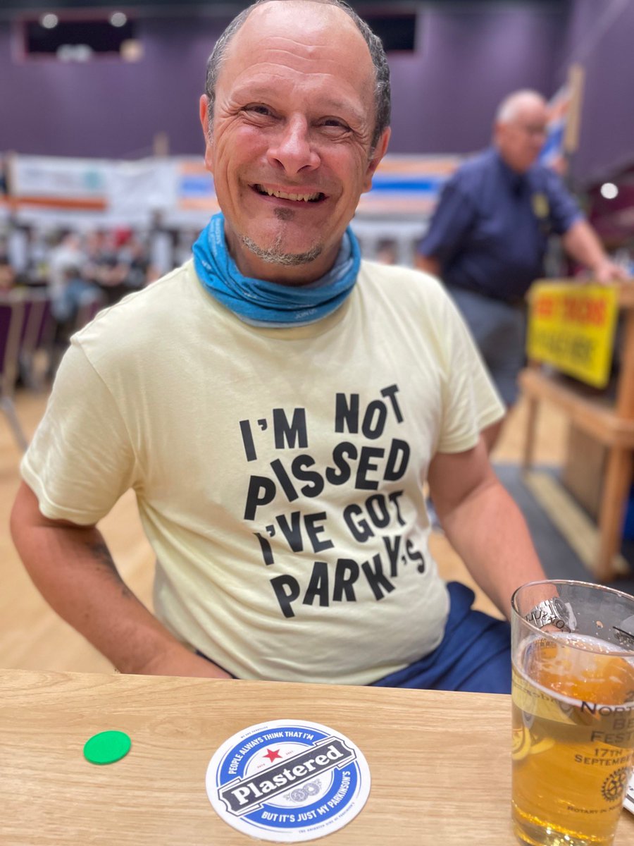 Happy World Parkinson's Awareness Day !
There is so much heartache and sadness surrounding living with Parkinson's and rightly so. I find not  taking my life too seriously really helps my mindset
I fall over several times everyday 
It hurts
but i'll always try my best to get up