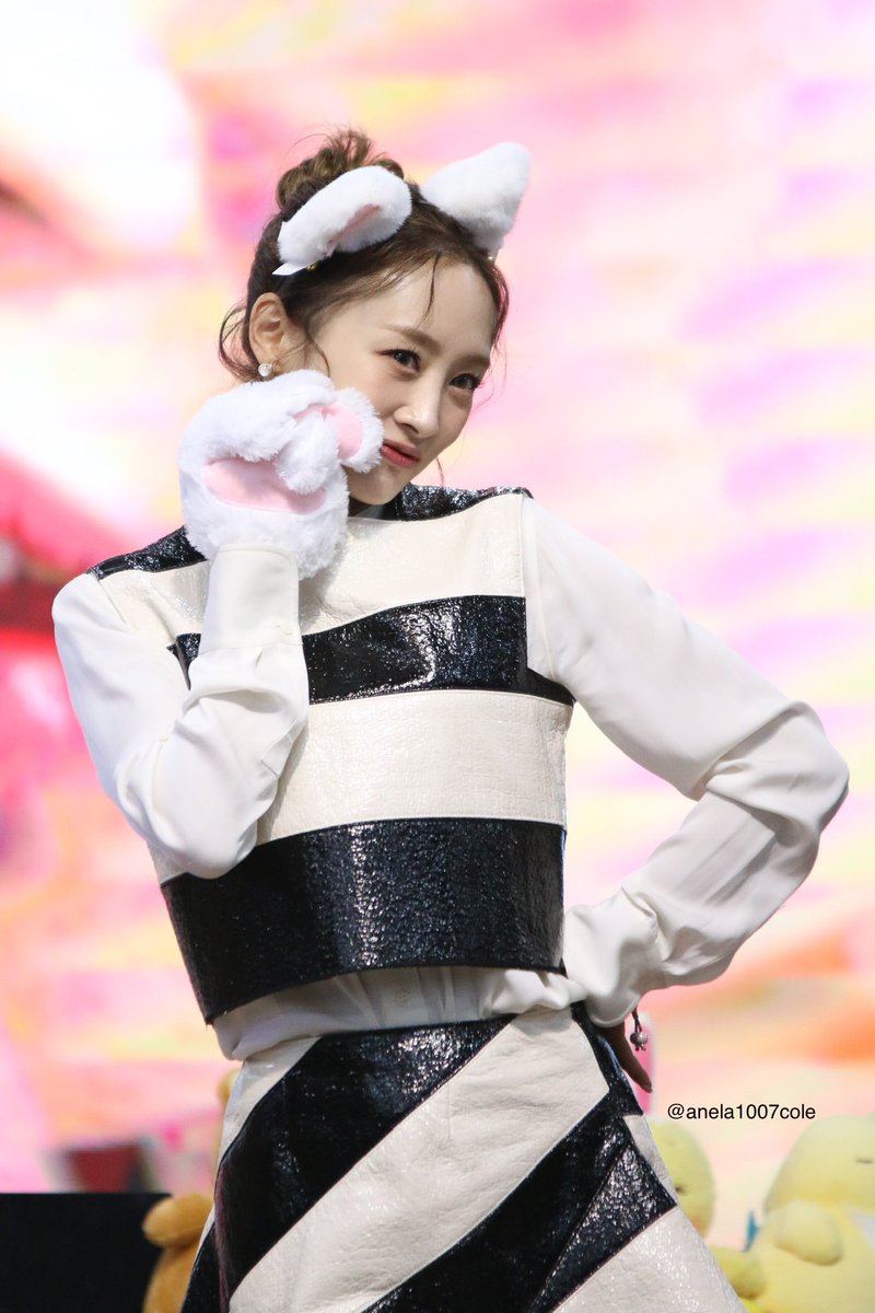 anela1007cole's tweet photo. 230409 ニコルサイン会
#ニコル #nicole #니콜 #114콜 https://t.co/JsvQPaI7tp