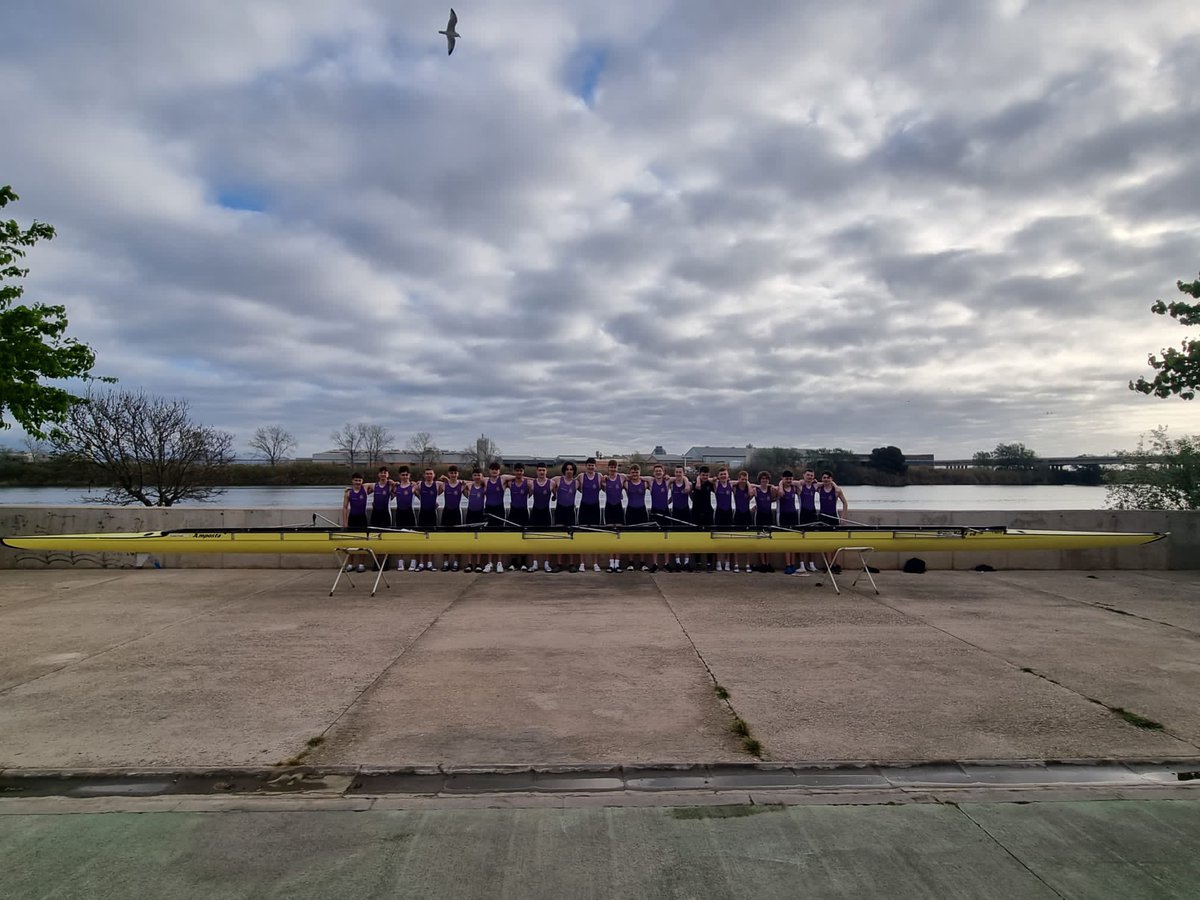 PresRowing's tweet photo. Some tired bodies by the end of our week in Spain, but a great trip overall with a fantastic group of rowers! 🇪🇸☀️Thanks to our hosts Amposta RC, and to @irishrugbytours for organising https://t.co/jDYC0bfgJE