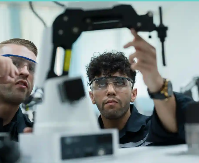 worldskillsuk's tweet photo. In our Skills for Growth series, featured in The Guardian, we look at how sectors that have traditionally struggled to attract a wide range of talent benefit from embracing technical training as a way to create a more inclusive workforce from scratch - https://t.co/908qvjFWRW https://t.co/OtY4sArOfN